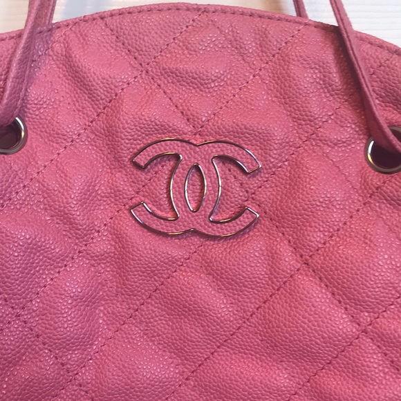 Chanel Bag - Picture 2 of 8
